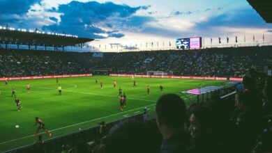 Golpear un balón de fútbol con la cabeza puede producir daños cerebrales